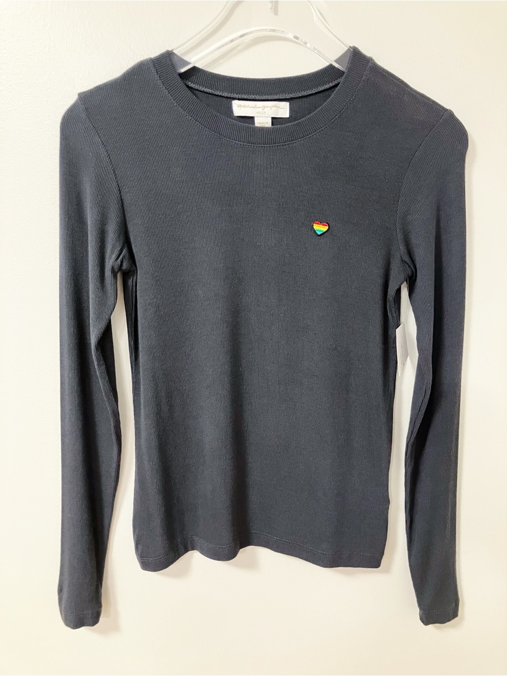 Spiritual Gangster | Black Ribbed Rainbow Heart Top M Basic Casual Streetwear